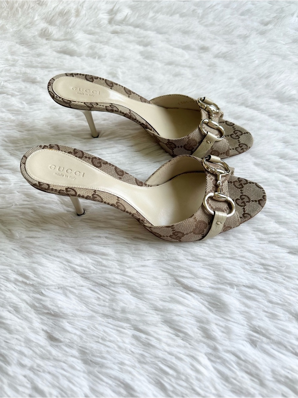 Vintage Gucci Monogram Horsebit Heels - Picture 6 of 8